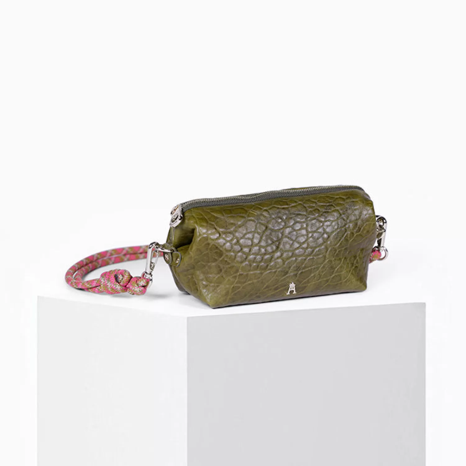 pochette_nuage_bubble_olive_2.webp Flash Sale Craie Studio Pochette Nuage Bubble Olive Kaki