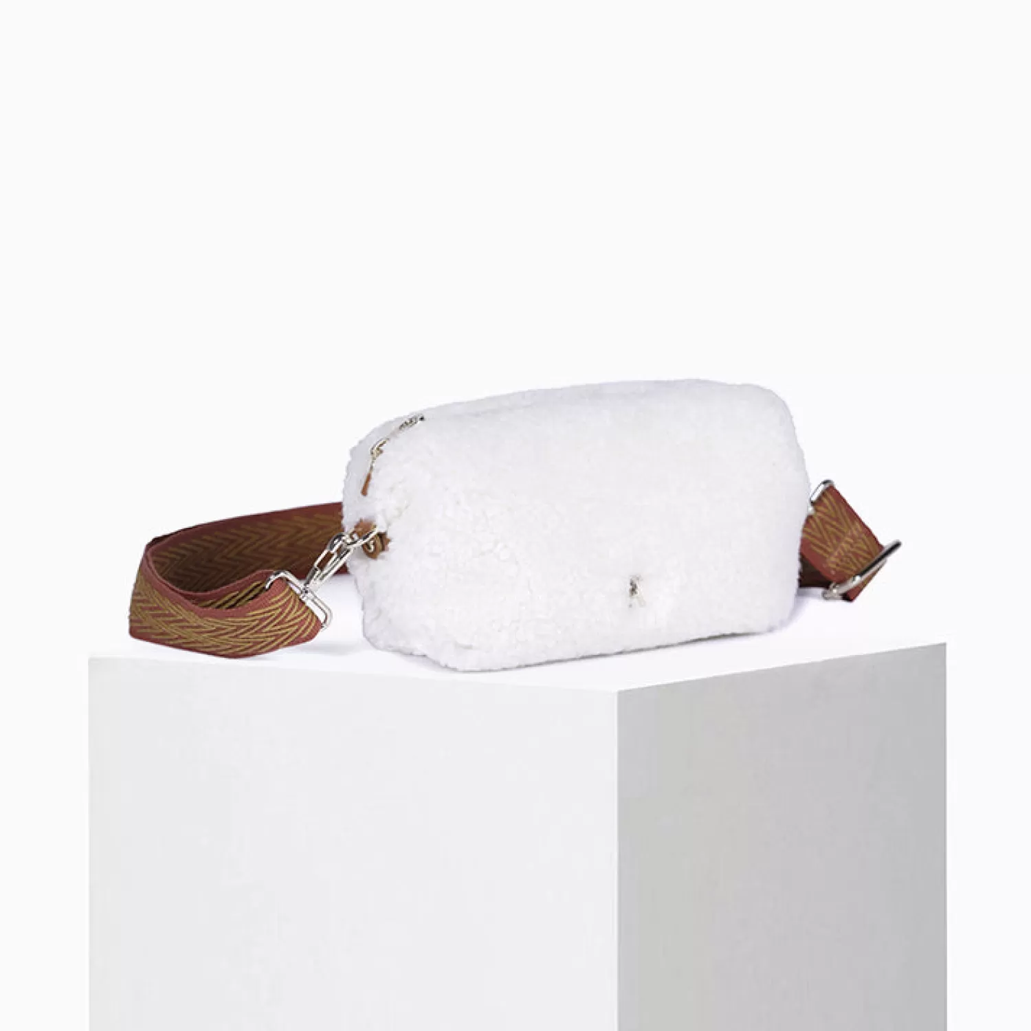 pochette_nuage_laine_naturel_5.webp Shop Craie Studio Pochette Nuage Laine Naturel Blanc